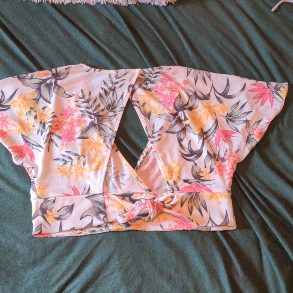 Open Back Wrap Top - Picture 2 of 3